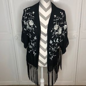 Abercrombie & Fitch Floral Kimono